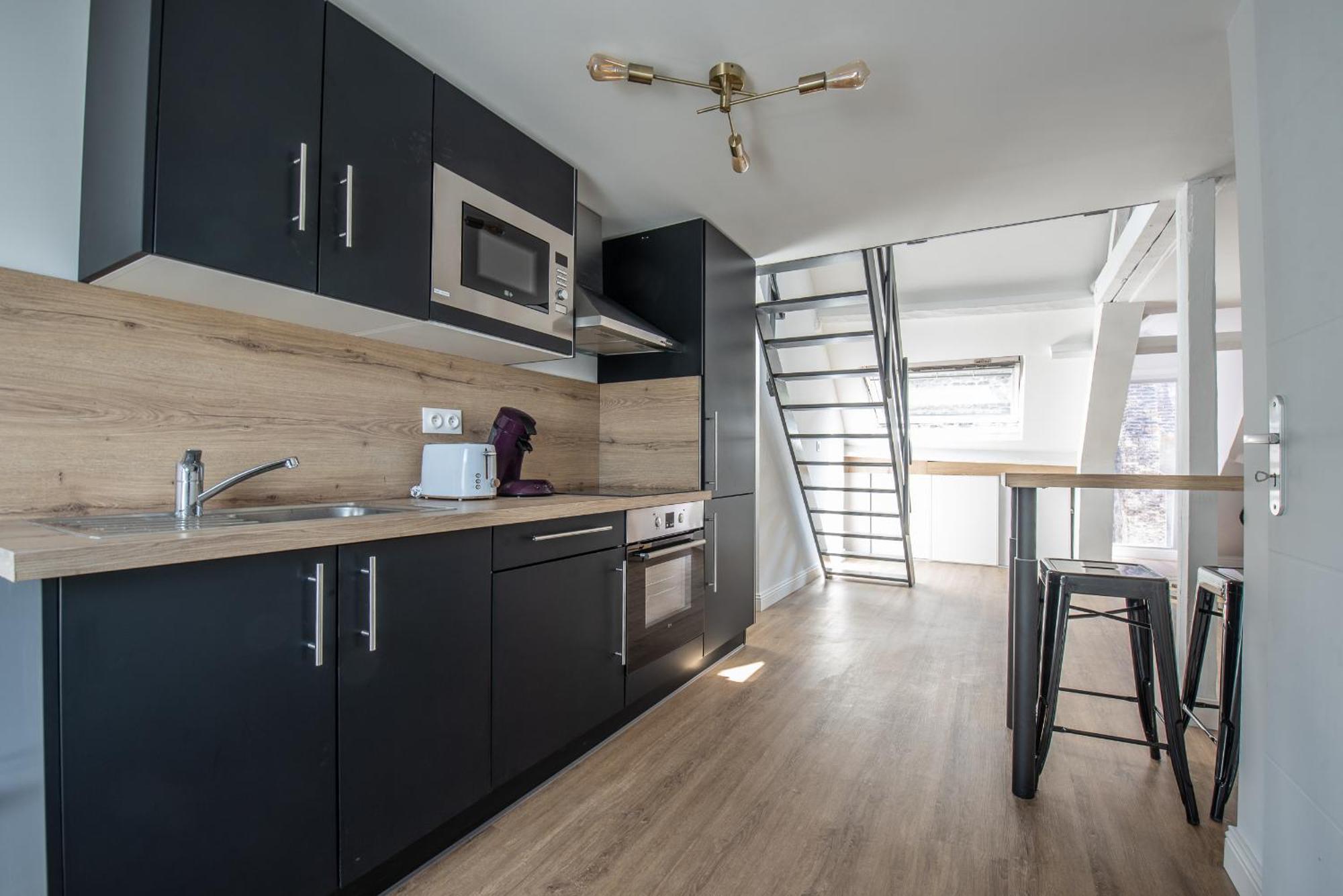 Au Nouveau Boulonnais - 4 Appartements Charmants Pour Couples, Familles Et Groupe D'Amis, Vieille Ville Et Centre Ville De Boulogne Sur Mer 外观 照片