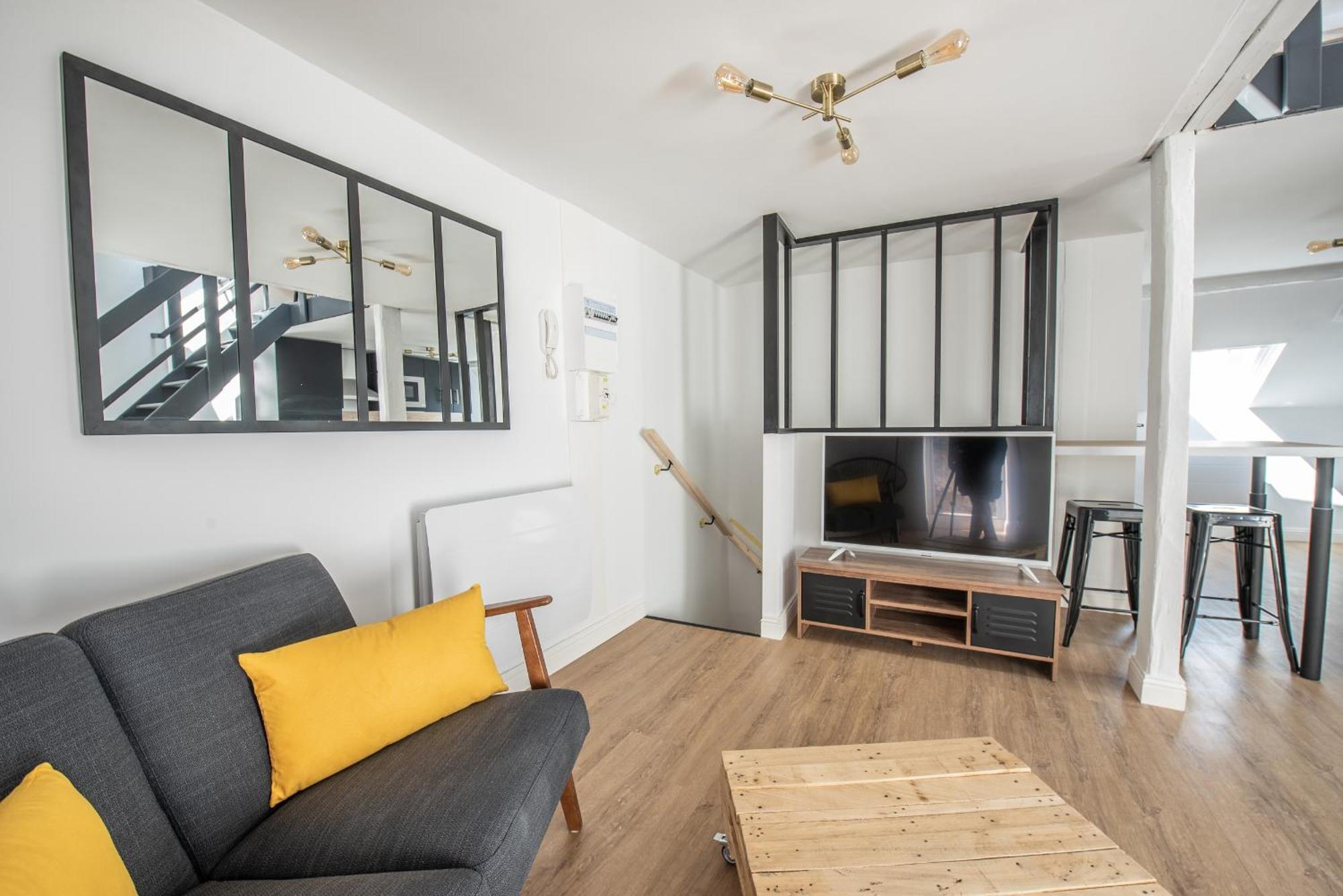 Au Nouveau Boulonnais - 4 Appartements Charmants Pour Couples, Familles Et Groupe D'Amis, Vieille Ville Et Centre Ville De Boulogne Sur Mer 外观 照片