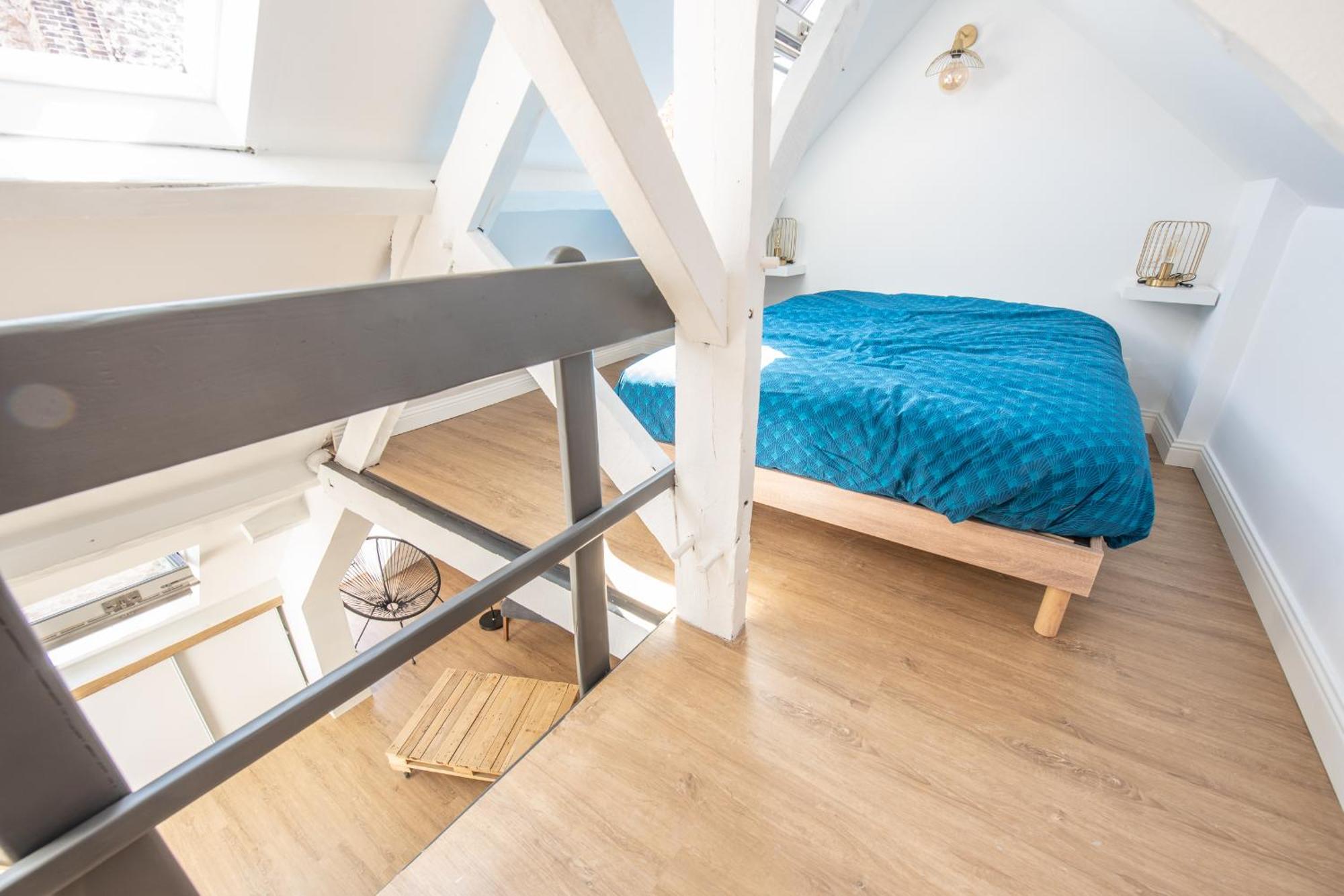 Au Nouveau Boulonnais - 4 Appartements Charmants Pour Couples, Familles Et Groupe D'Amis, Vieille Ville Et Centre Ville De Boulogne Sur Mer 外观 照片